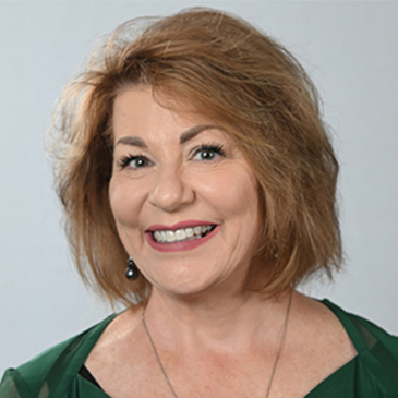 Head_shot_Karen_Stall_8