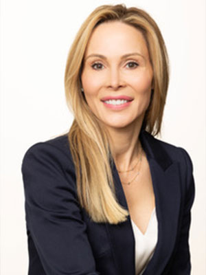Dr-Leslie-Dominguez